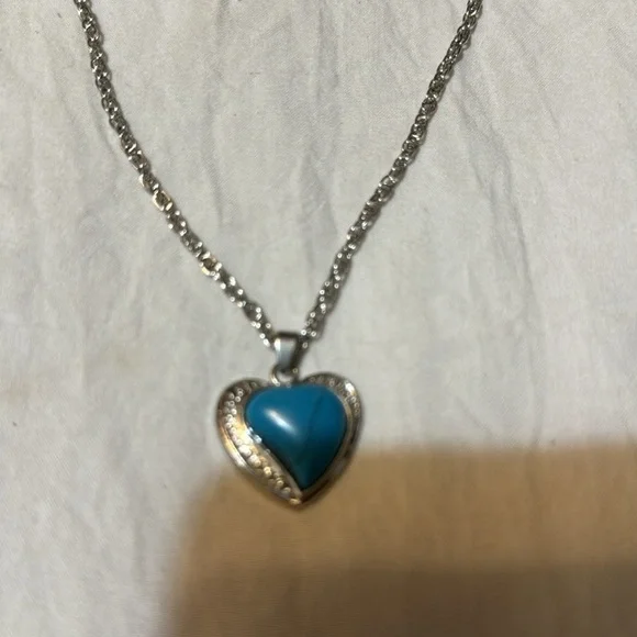 Red Velvet Bijoux SilverTone Real Turquoise Heart Pendant Necklace - Picture 4 of 4